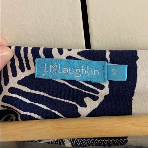 Professional and Flattering J. McLaughlin Dress - Picture 4 of 12